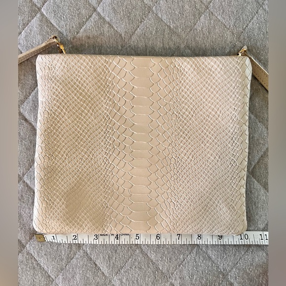 GIGI NEW YORK Skylar Military Python Embossed Cream Leather Crossbody Purse Bag - Picture 7 of 12